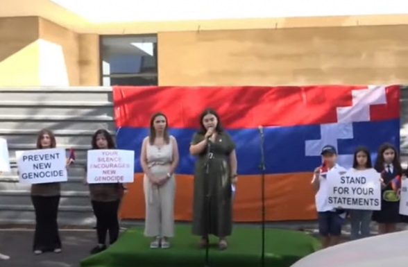 Акция перед зданием офиса ООН в Ереване (прямой эфир)